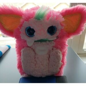 Takara Tomy Rizmo Vintage Furby